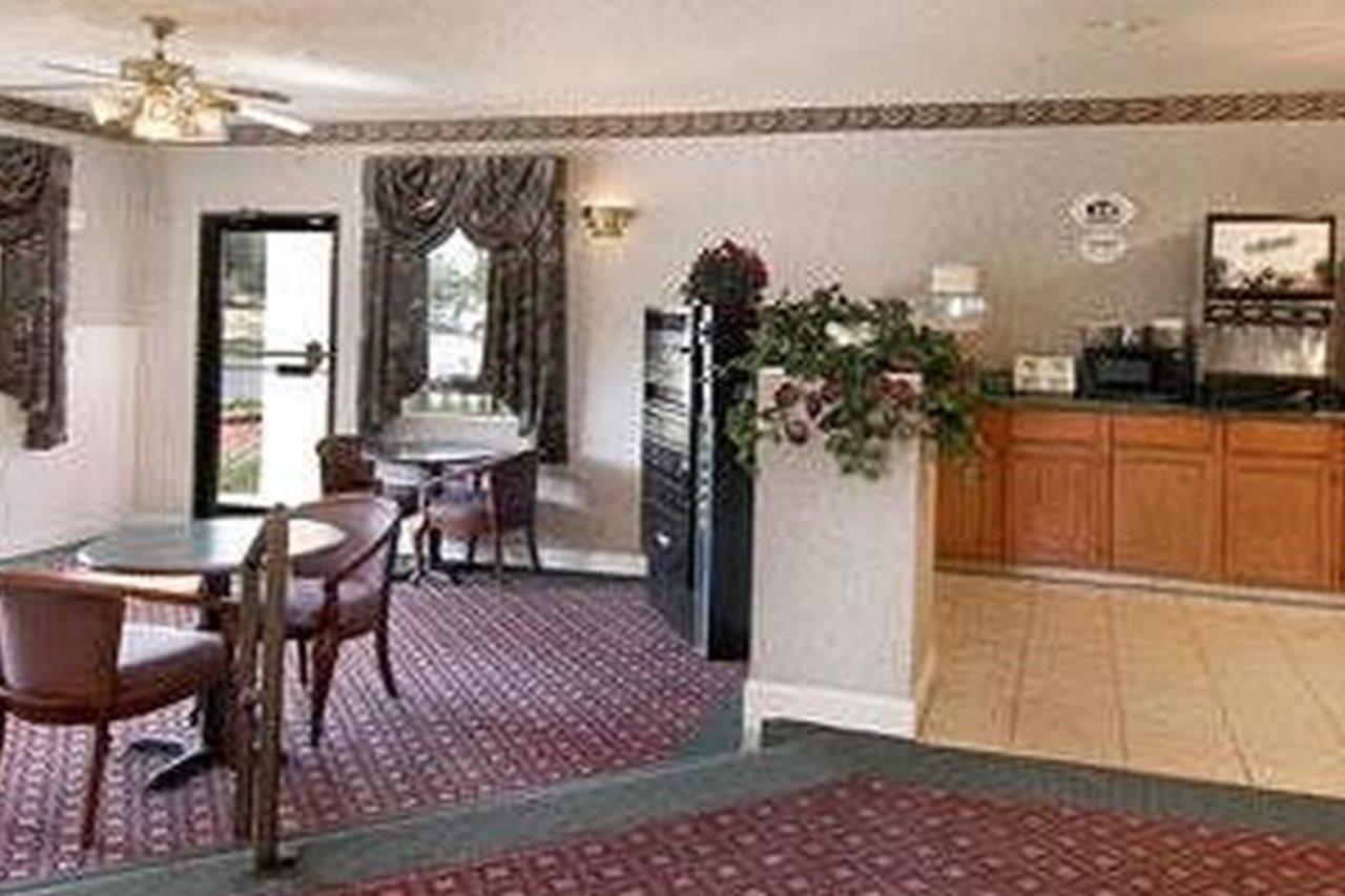 Rodeway Inn Lumberton Εξωτερικό φωτογραφία
